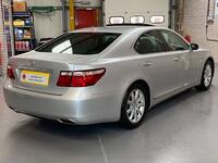 LEXUS LS 460