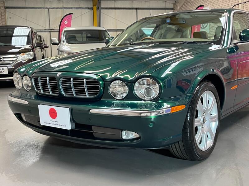 JAGUAR XJ