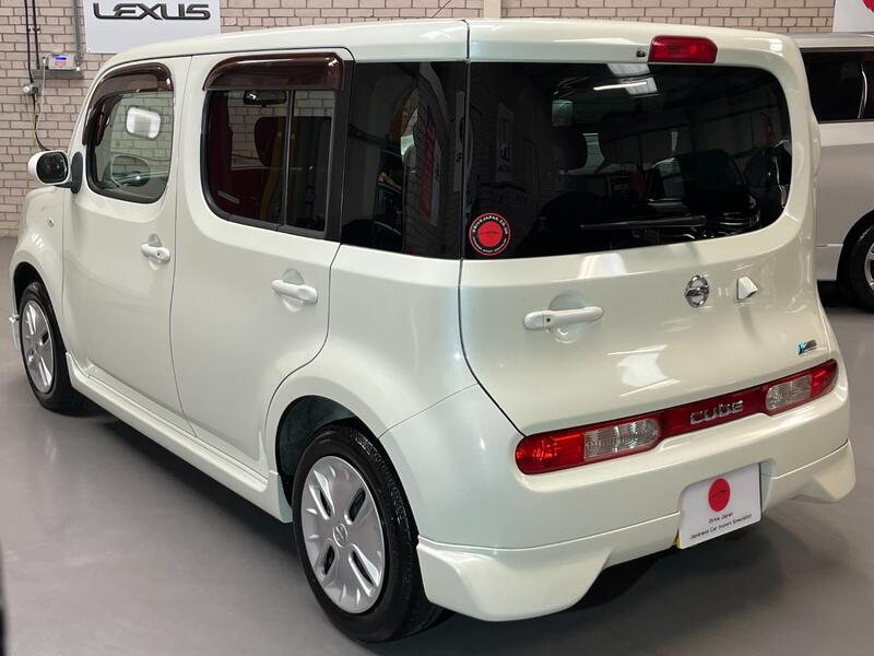 NISSAN CUBE