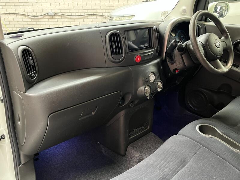 NISSAN CUBE