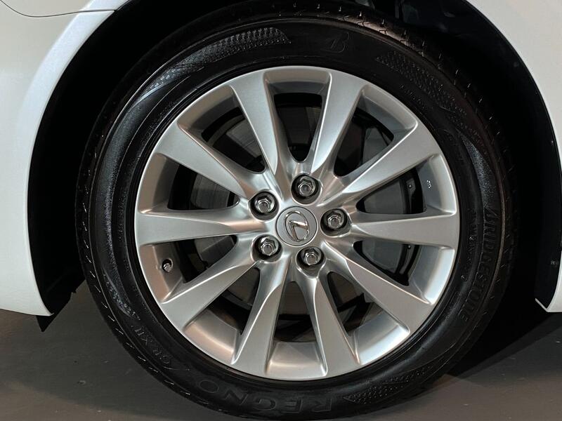 LEXUS LS 600H