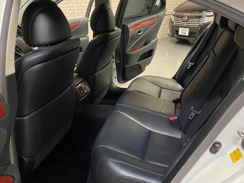 LEXUS LS 600H