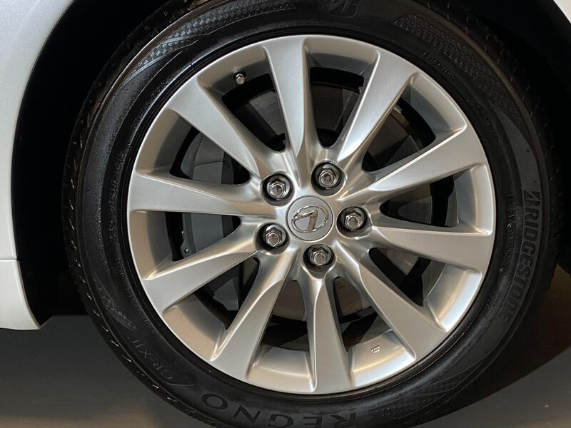 LEXUS LS 600H