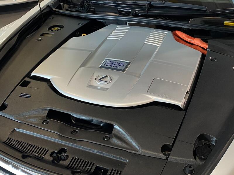 LEXUS LS 600H