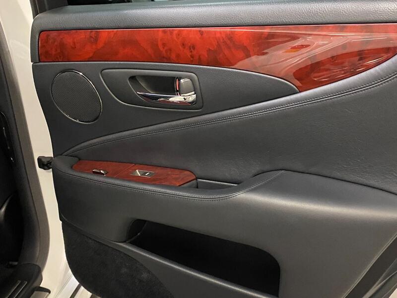 LEXUS LS 600H