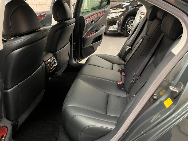 LEXUS LS 460