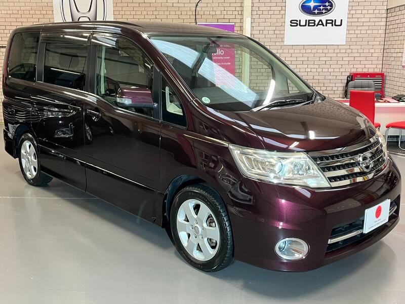 NISSAN SERENA
