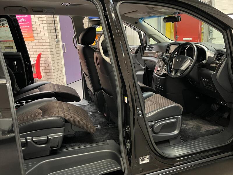 NISSAN ELGRAND
