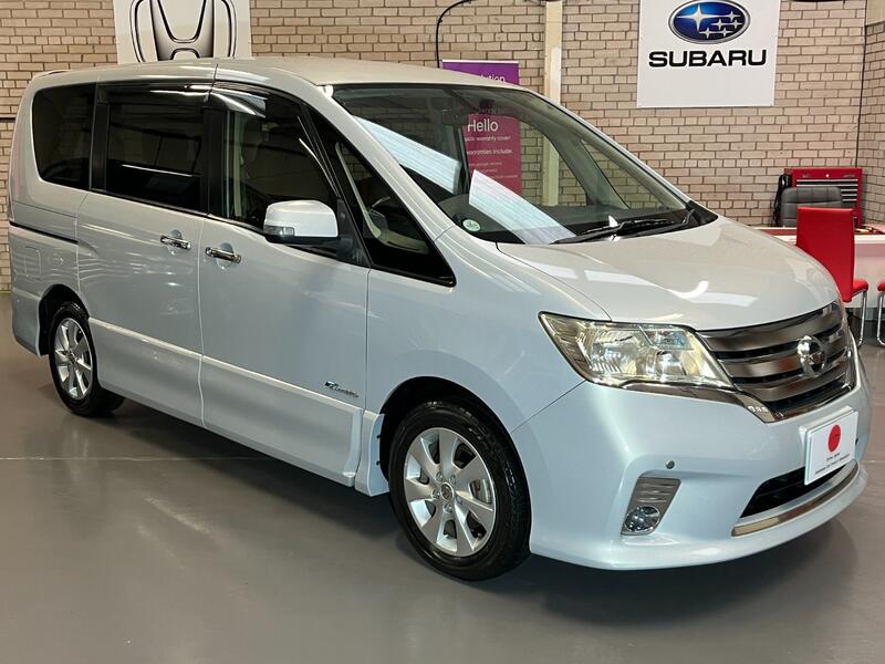 NISSAN SERENA