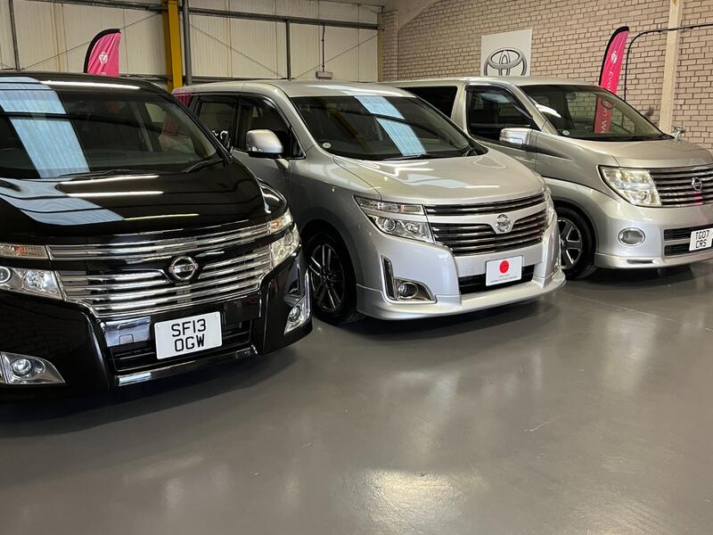 NISSAN ELGRAND