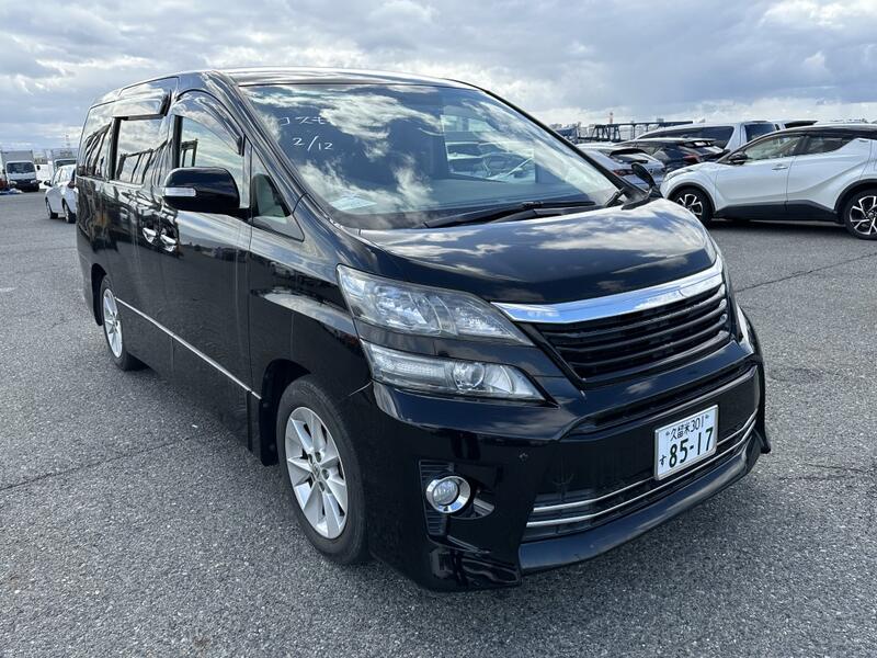 TOYOTA VELLFIRE